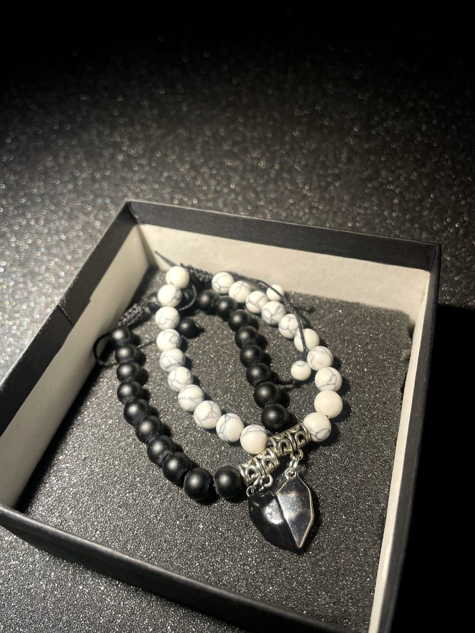 Black & White Heart Charm Adjustable Bracelet Set for Couples & Friends